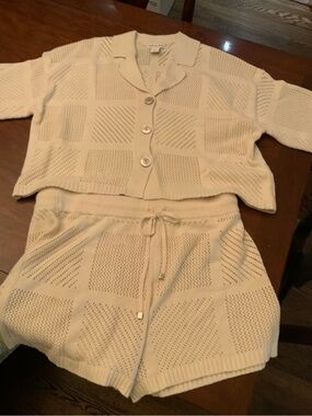 NWOT Crocheted Short Set from Cupcakes & Cashmere—Size L